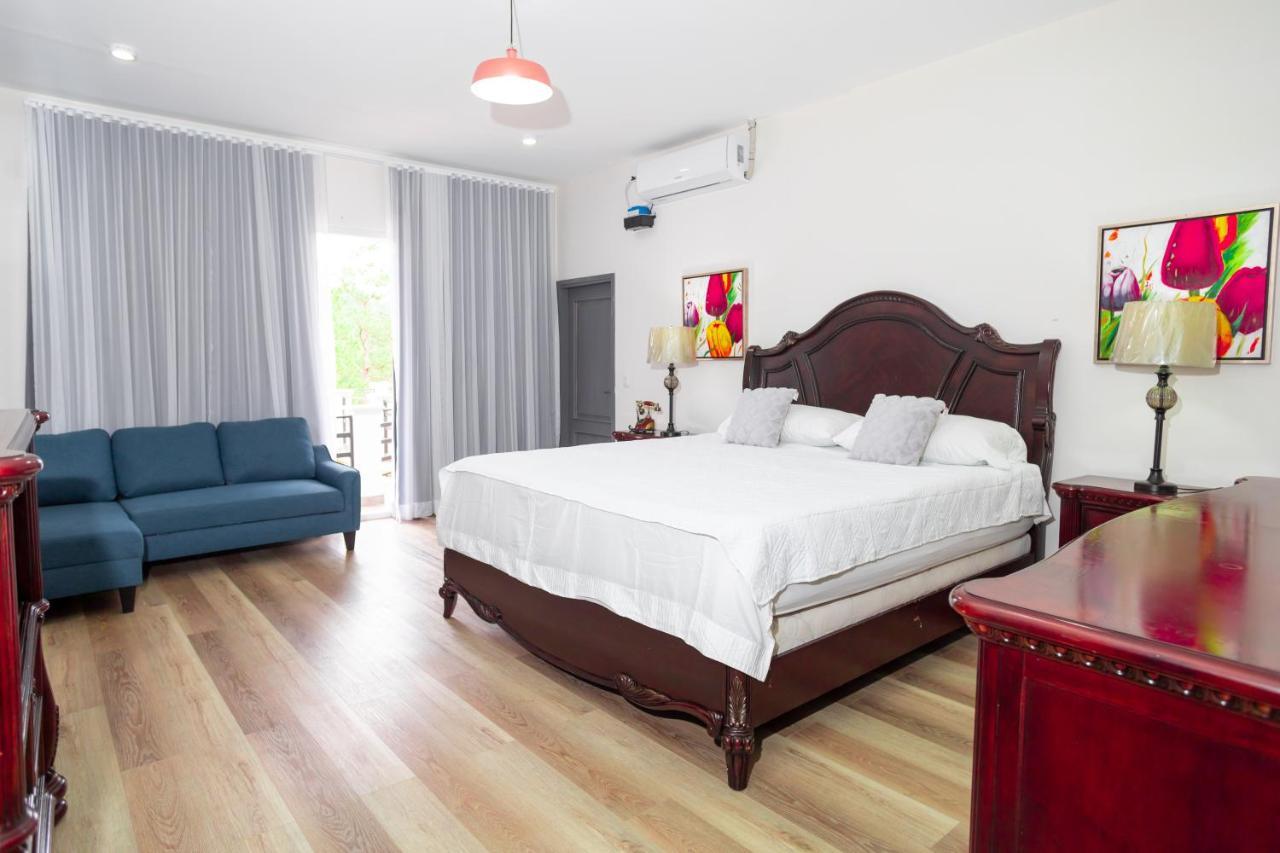 Hotel Cocoview, Bar & Restaurante 安赫莱斯镇 外观 照片